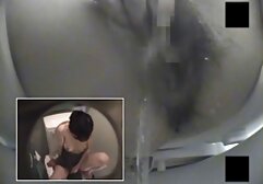 Acção Anal vídeo de pornô com mulheres morenas com beleza asiática na casa de banho